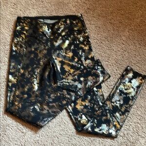 Black and Gold Patterned Leggings